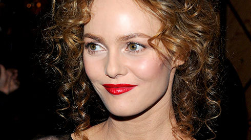 Жүжигчин хүн зүрх сэтгэлээ худалдаж болохгүй